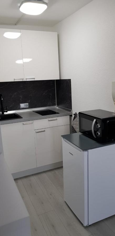 Unique Messe - Airport Apartment Steinenbronn Exterior foto